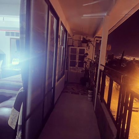 コチャバンバ Casa Qura Quraホステル エクステリア 写真